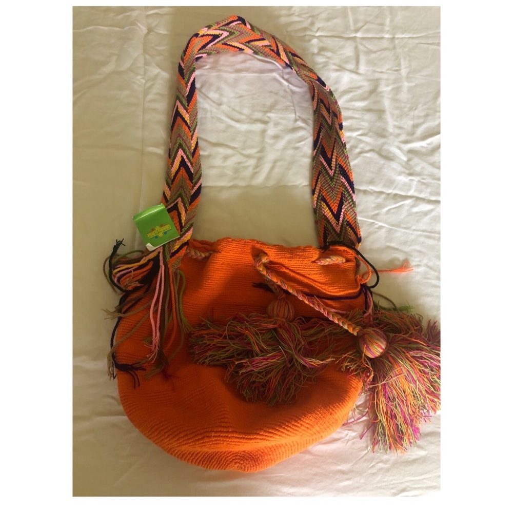 Handmade shoulder bag 100% authentic from Colombia./ Orange in color.